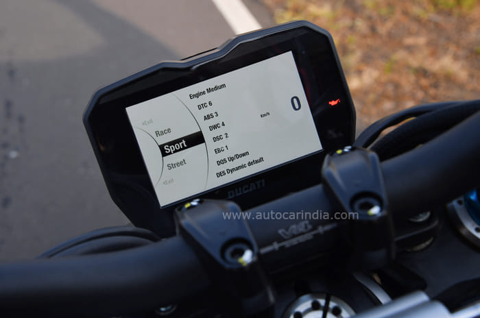 Ducati Streetfighter V4 S track review: Upright superbike